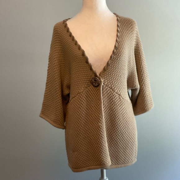 Ruby Rd Lg Cotton/Acrylic Blend Taupe 1 Button Crochet Sweater Faux Suede Trim - Picture 1 of 16